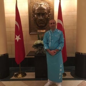 Meet your Posher, Metin